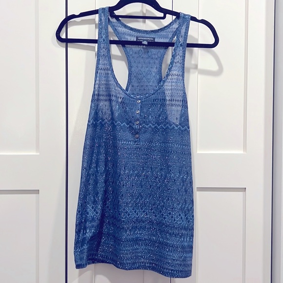 🎀 Blue Silver Shimmer button tank top AEO large - Picture 1 of 4